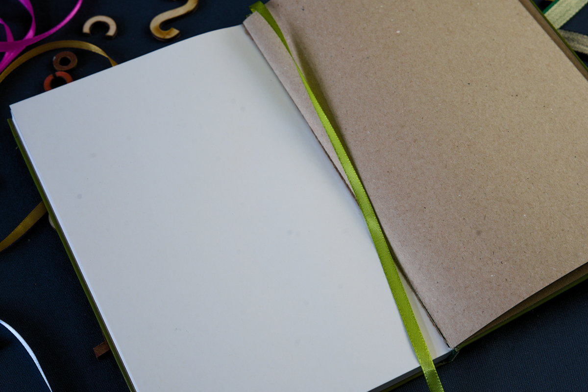 stationary_artistan_8_04